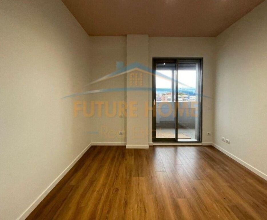Affitto, Locale Commerciale, Bllok