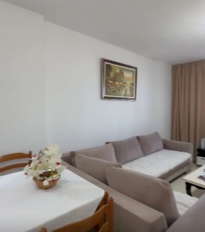 Apartament 1+1 me për shitje tek Ish Tregu Elektrik tek Grandi!