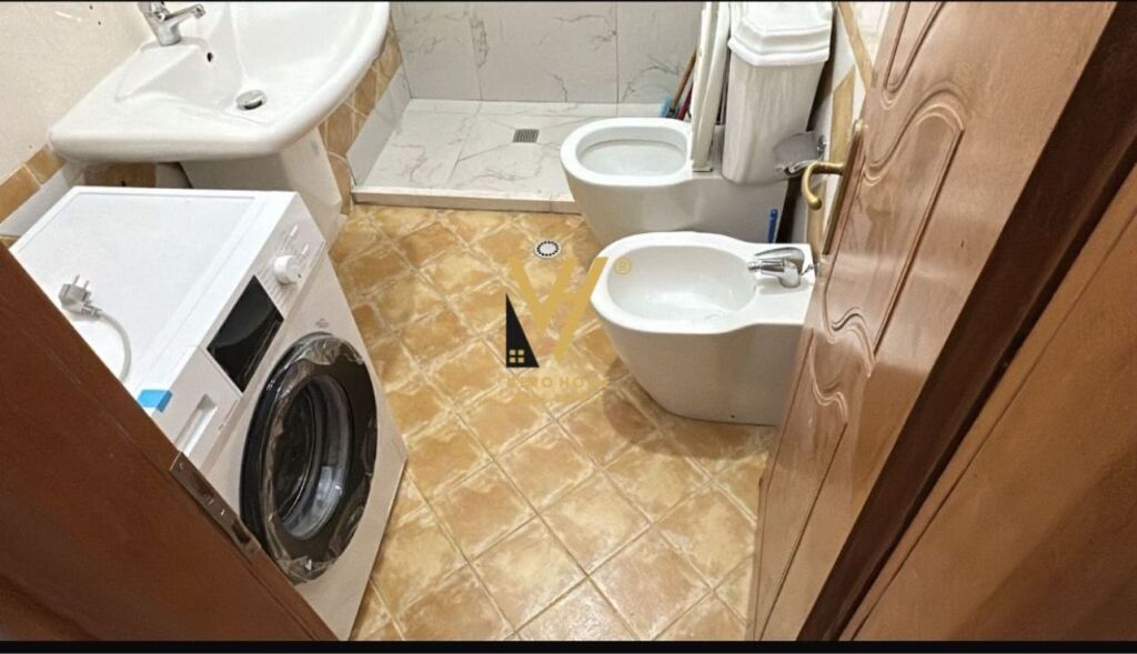 JEPET APARTAMENT 2+1+BLK ME QIRA TE BLVD ZHAN D’ARK 65.000 LEKE