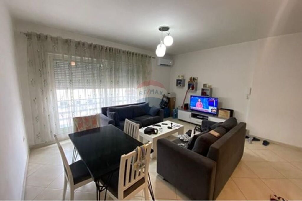 Apartment 1+1 for rent at 5 Maji