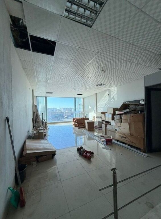 🏢 Commercial space for rent – Duplex, 140 m², Lapraka – 1000€ net net