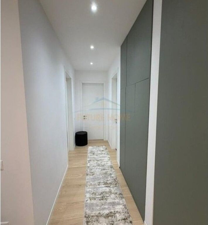 Shitet, Apartament 2+1+2+Post Parkimi, "Kompleksi Delijorgji ", Tiranë
