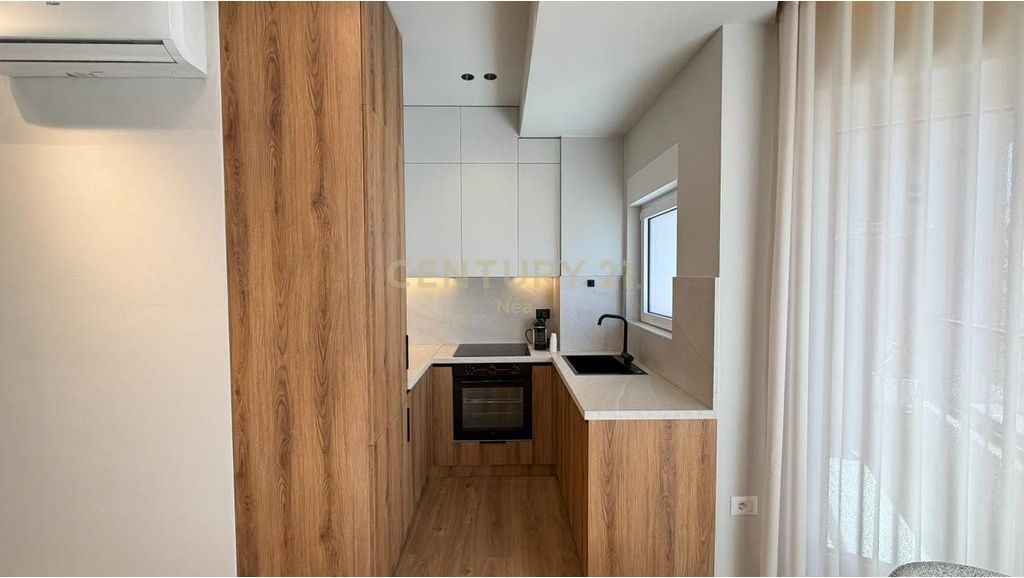 Shitet apartament modern me tipologji 1+1 tek Kompleksi Kadiu ne Ali Dem!