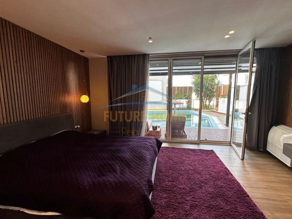 Appartamento di Lusso in Vendita 4+1+2+Veranda+Piscina+Posto Auto, Giardino Botanico, Tirana