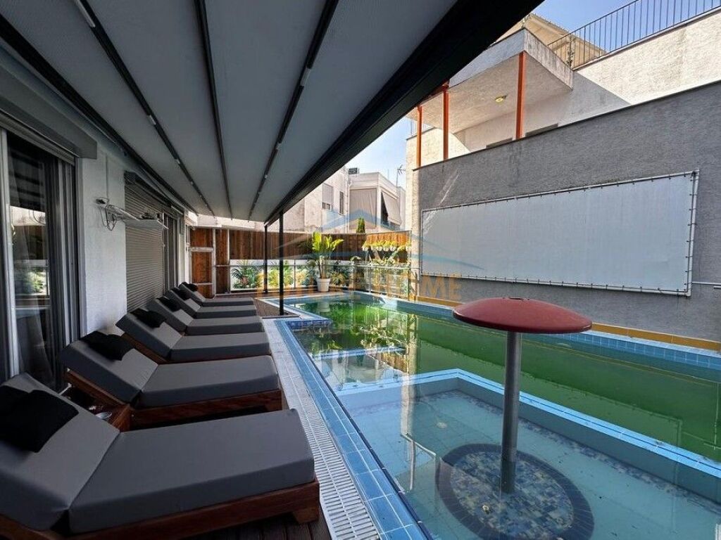 Appartamento di Lusso in Vendita 4+1+2+Veranda+Piscina+Posto Auto, Giardino Botanico, Tirana