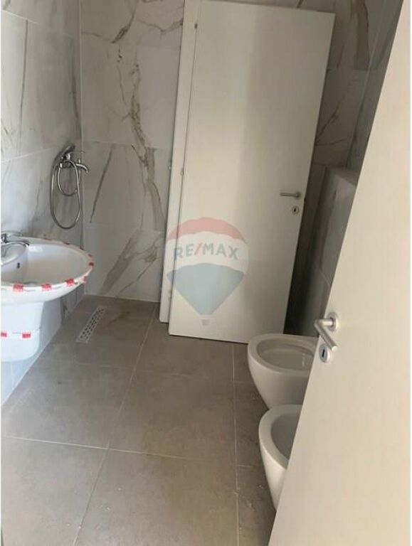 Apartament 2+1 ne Shitje ne Yzberisht