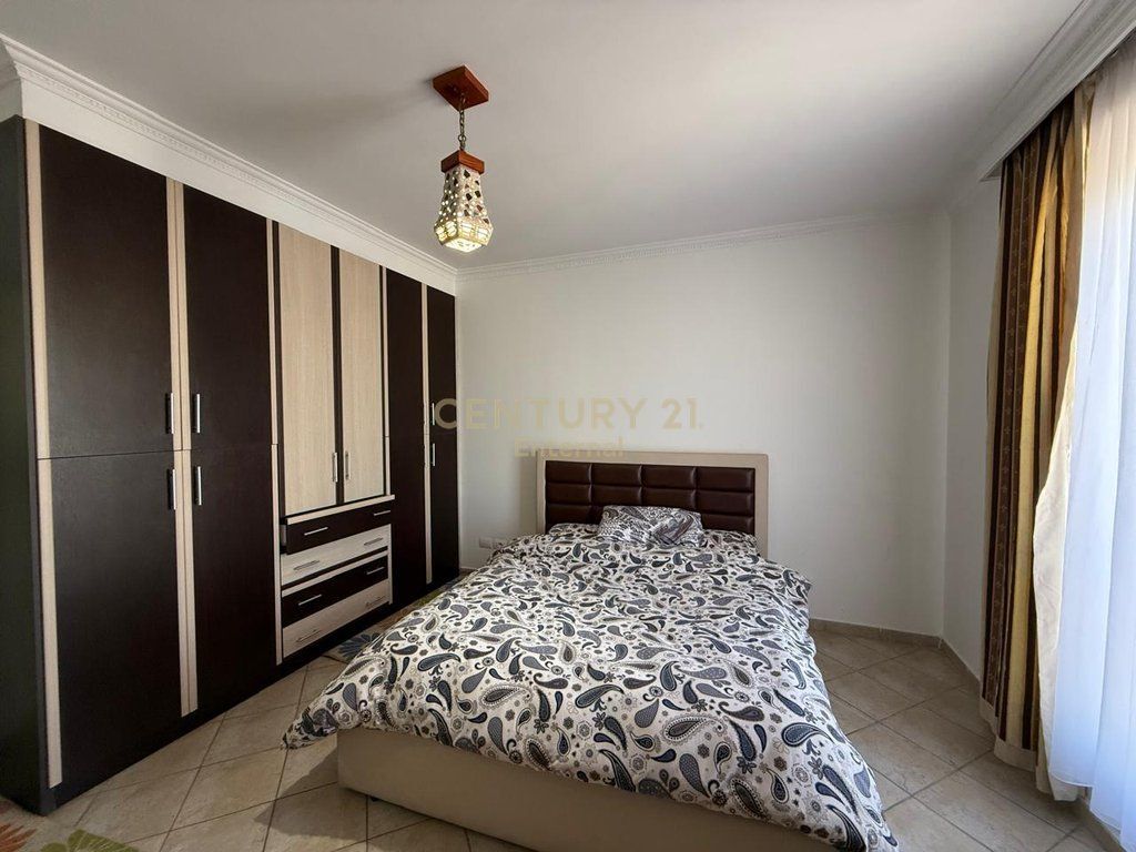 Apartment for Rent 2+1+2 Barricade Street