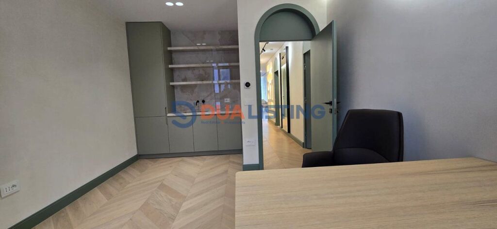 Locale di Lusso in Affitto – Ideale per Clinica / Uffici Elite 📍 Via Kosovareve, Residenza Altana
