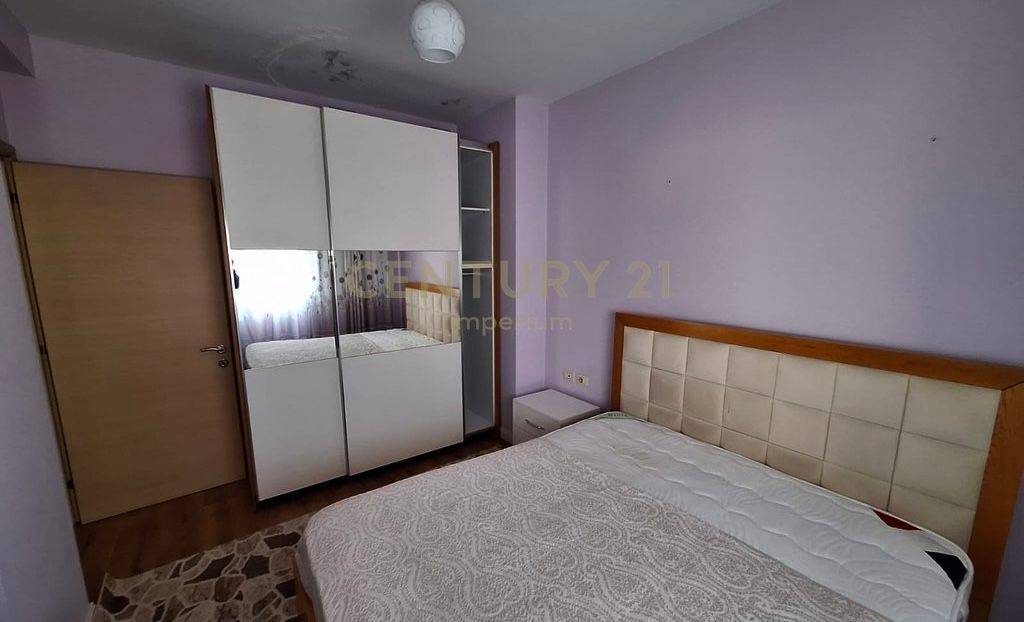 Apartament 2+1 me qira ne Misto Mame