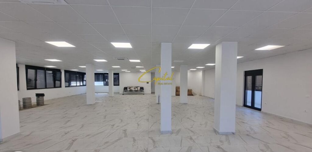 BUSINESS PREMISES FOR RENT 350 M2 TEG SHOPPING CENTER 3000 EURO