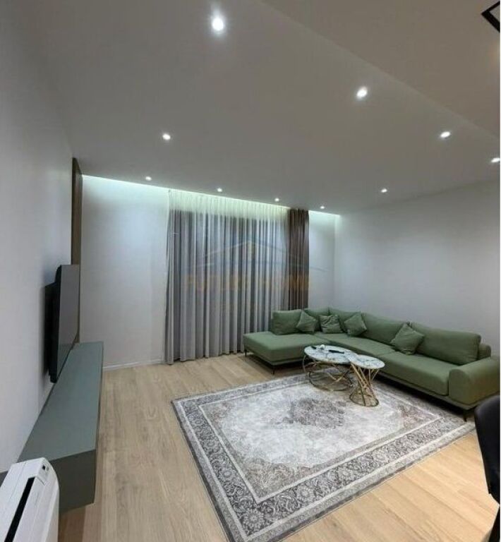 Shitet, Apartament 2+1+2+Post Parkimi, "Kompleksi Delijorgji ", Tiranë