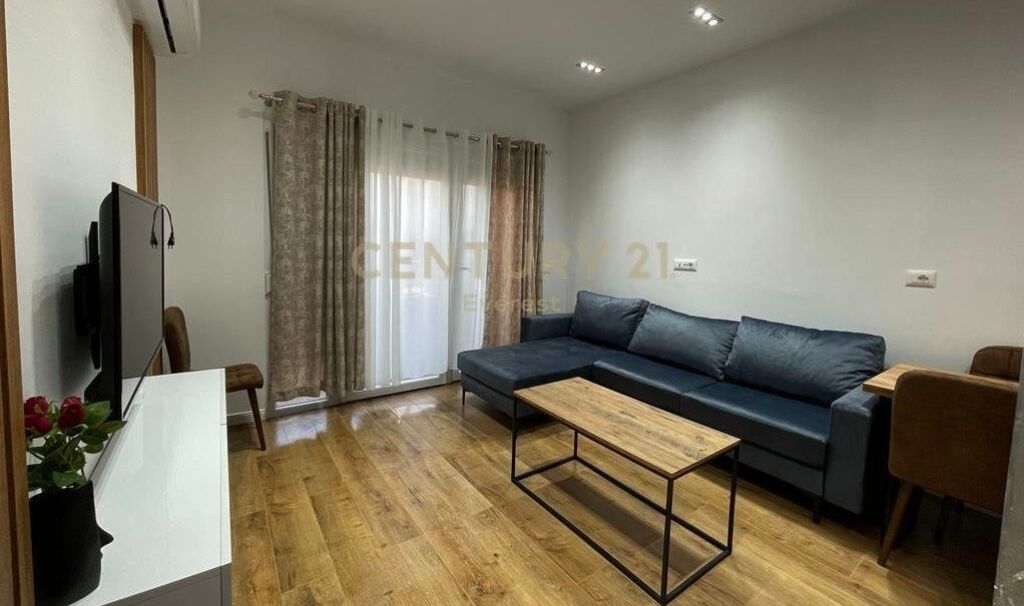 Apartament 2+1 me qira ne Komunen e Parisit