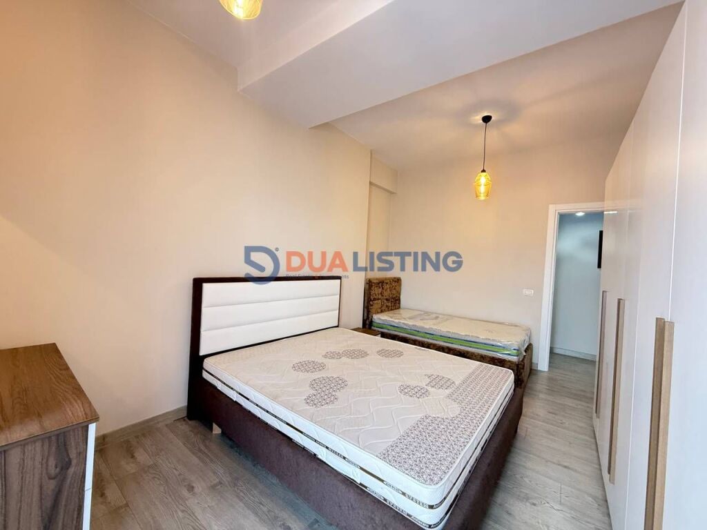 Modern 1+1 apartment in Xhamllik!