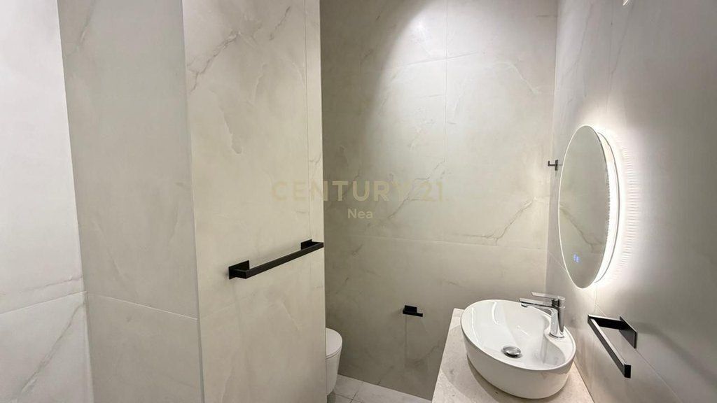 APPARTAMENTO 1+1+POSTO AUTO IN VENDITA AL COMPLESSO KADIU