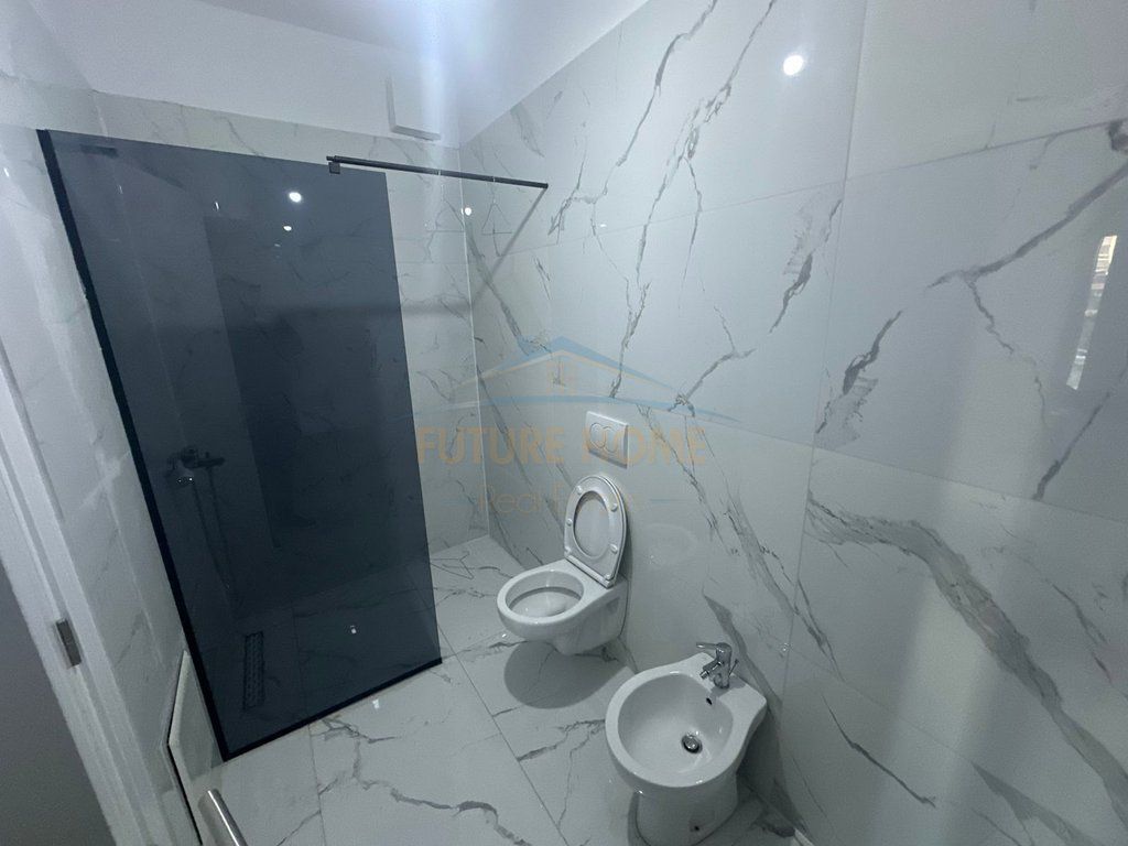 For sale, Apartment 2+1+2+Parking Space, New Boulevard, Tirana