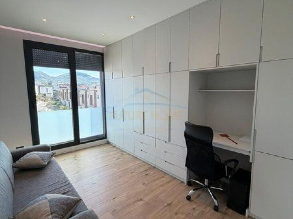 In vendita, Appartamento 3+1+2+2 Posti Auto, Sofia Hill Residence, TEG, Tirana.