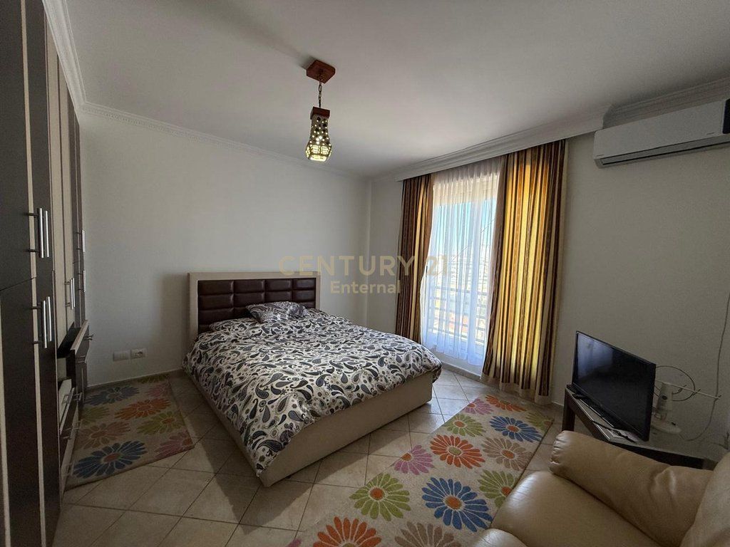 Apartment for Rent 2+1+2 Barricade Street