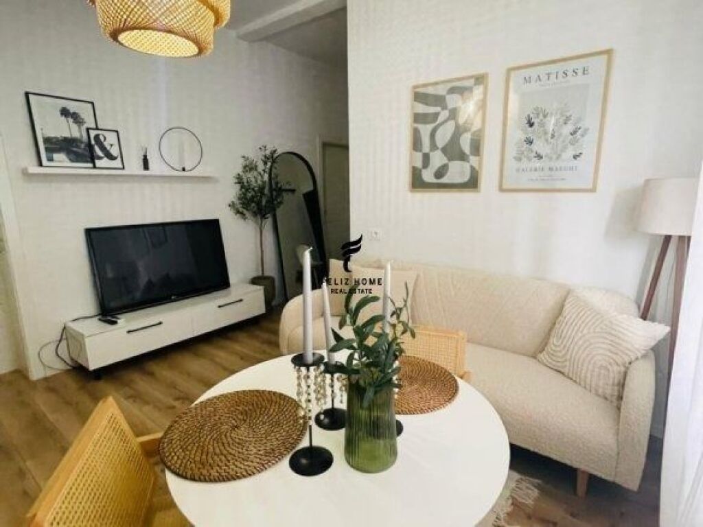 APARTMENT FOR RENT 1+1 TRAIN STATION 45,000 LEKE FH-68530