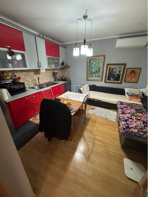 PRIVATE HOUSE FOR SALE WITH LAND AREA 287 M2 NEAR AMERICAN HOSPITAL 2!