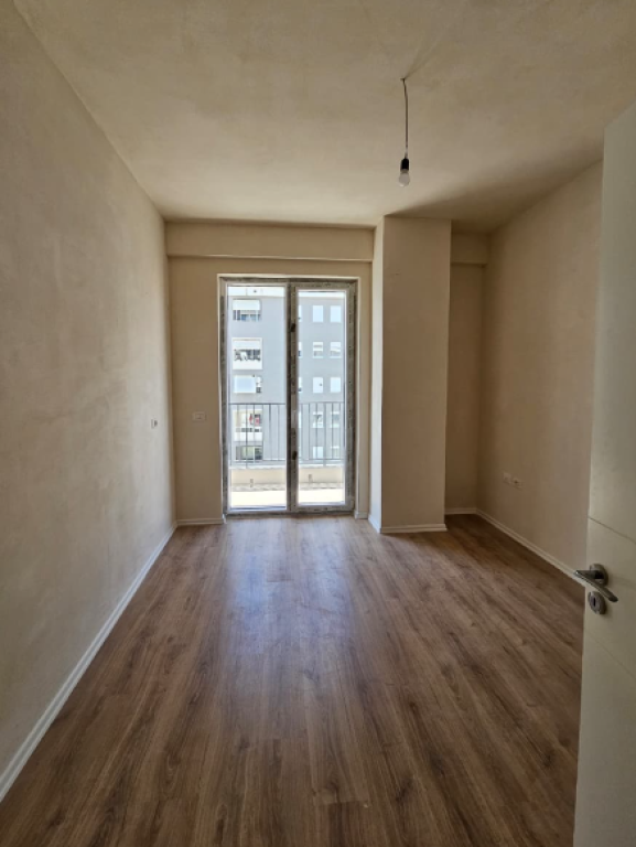 🏡 Appartamento 3+1+2 + Deposito in Vendita – Comune di Parigi  