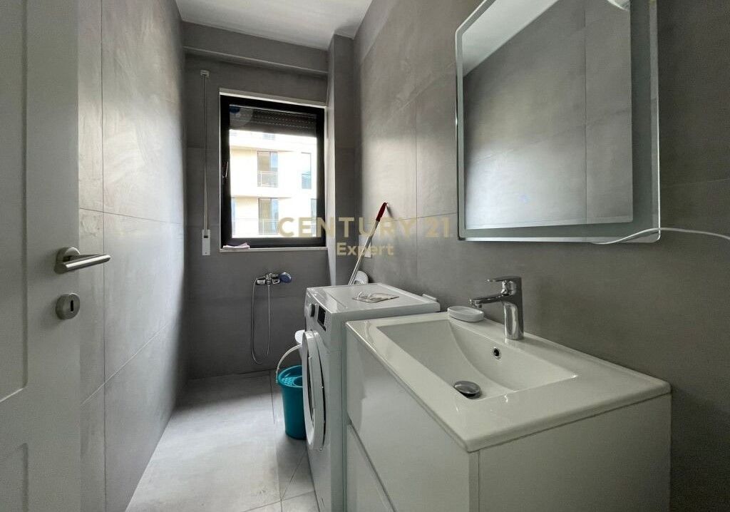 APARTMENT 2+1+2 WITH PARKING SPACE FOR RENT ON DURRES STREET