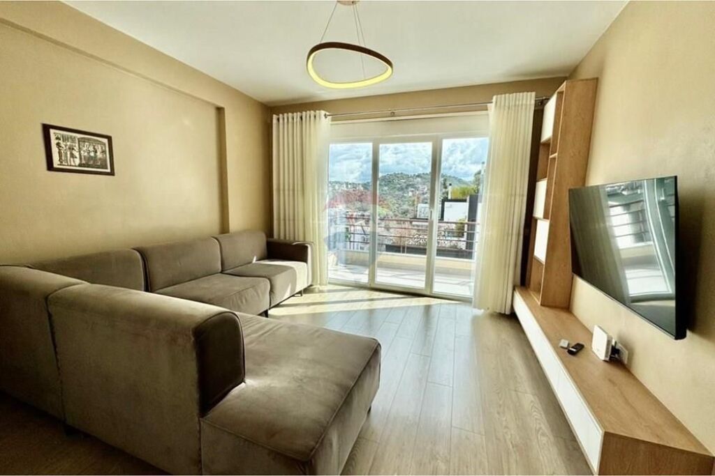 2+1 apartment for sale at the Dry Lake!