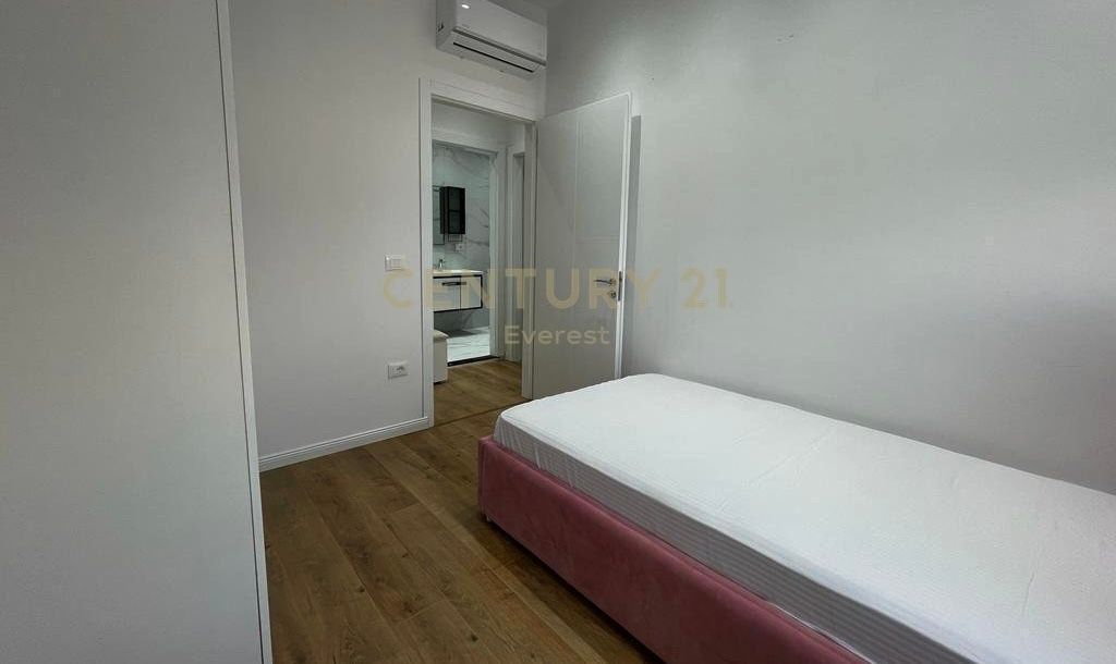 Apartament 2+1 me qira ne Komunen e Parisit