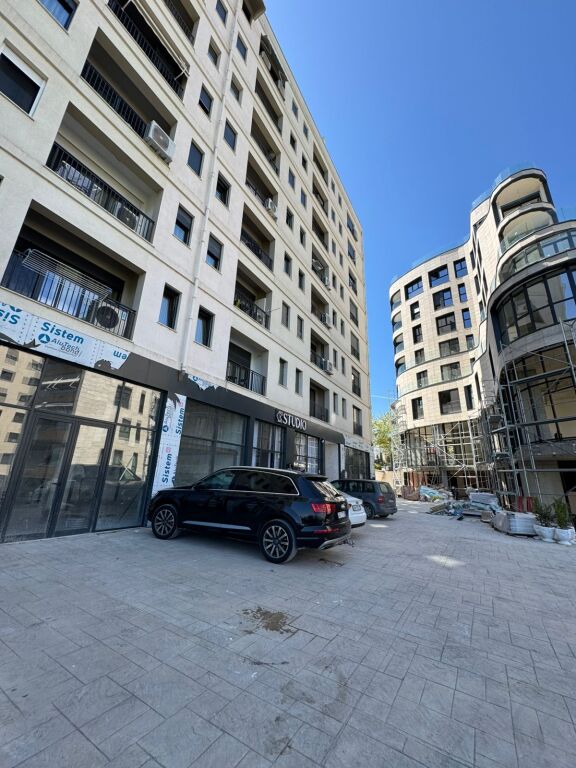 SHITET DYQAN PRANE RADISSON LIQENI I THATE
