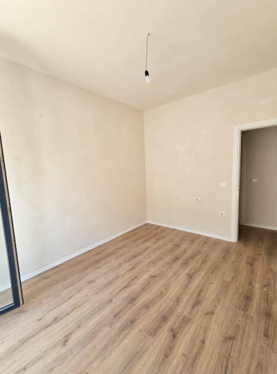 🏡 Appartamento 3+1+2 + Deposito in Vendita – Comune di Parigi  