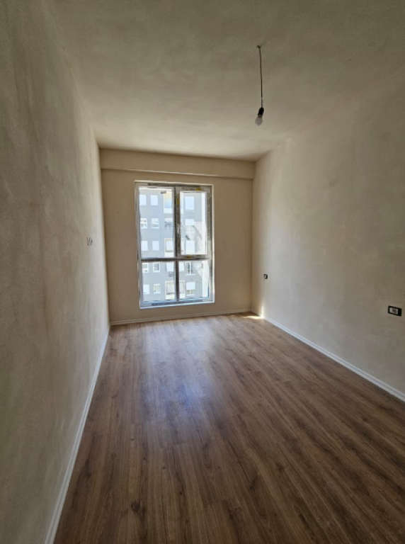 🏡 Appartamento 3+1+2 + Deposito in Vendita – Comune di Parigi  