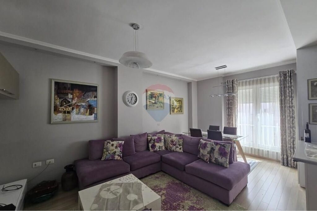 Apartament 2+1 me qera 21 Dhjetori