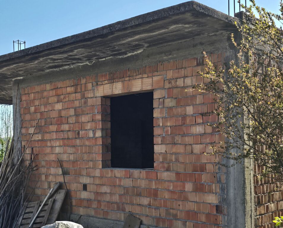 HOUSE FOR SALE 1 FLOOR IN BATHORE, KAMEZ