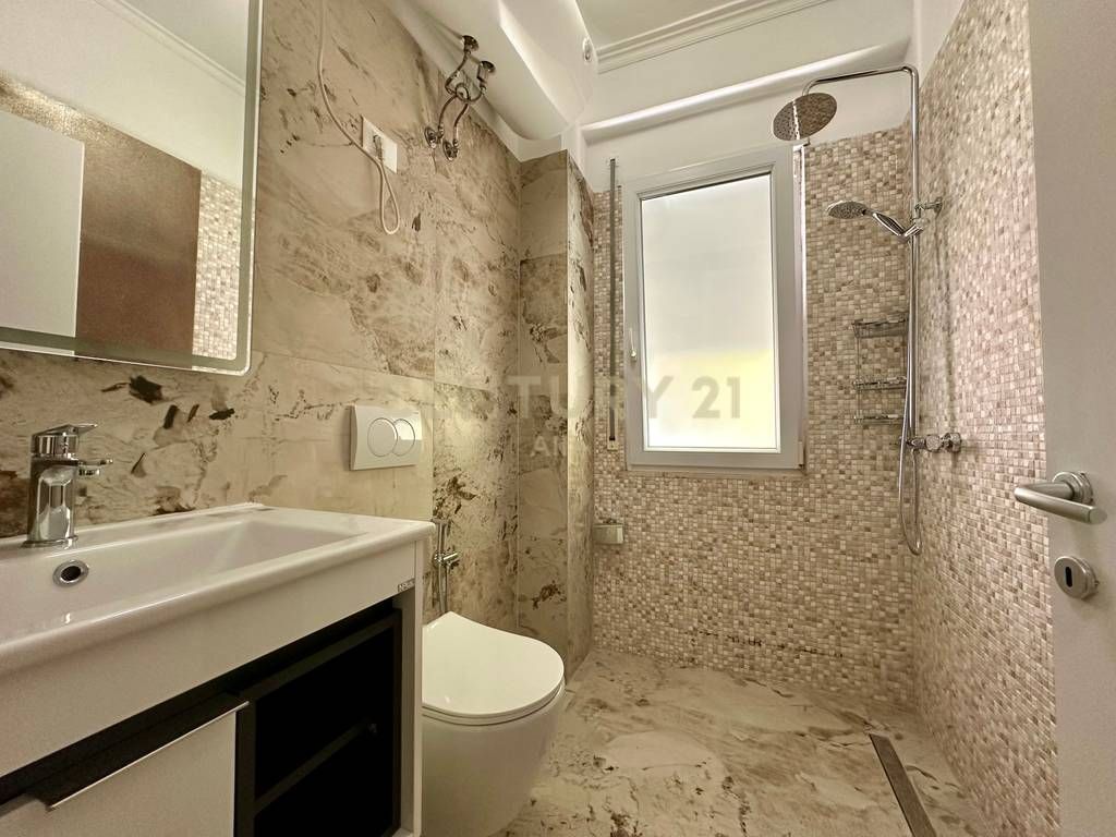 RENT, APARTMENT 3+1+2 with PARKING SPACE, BOTANICAL GARDEN
