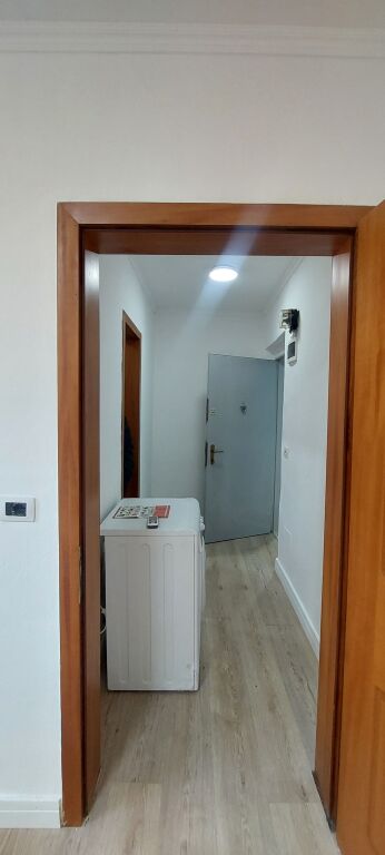 Studio apartment for rent Kavajës Street
