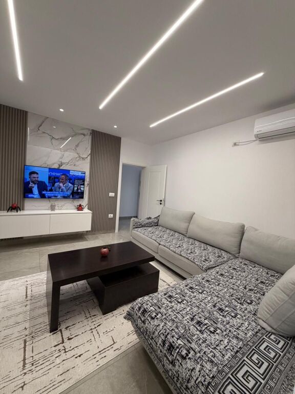 Apartament 1+1 me qira ne shtepi private