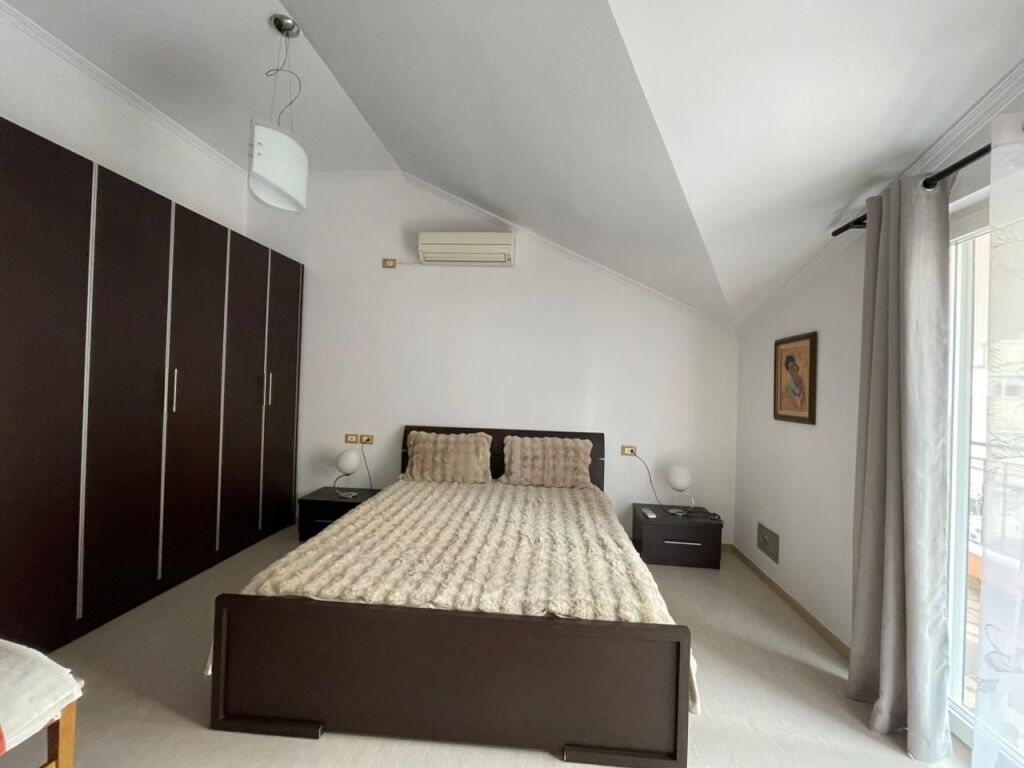 Apartament 3+1+Parking per qira tek Kristal Center.