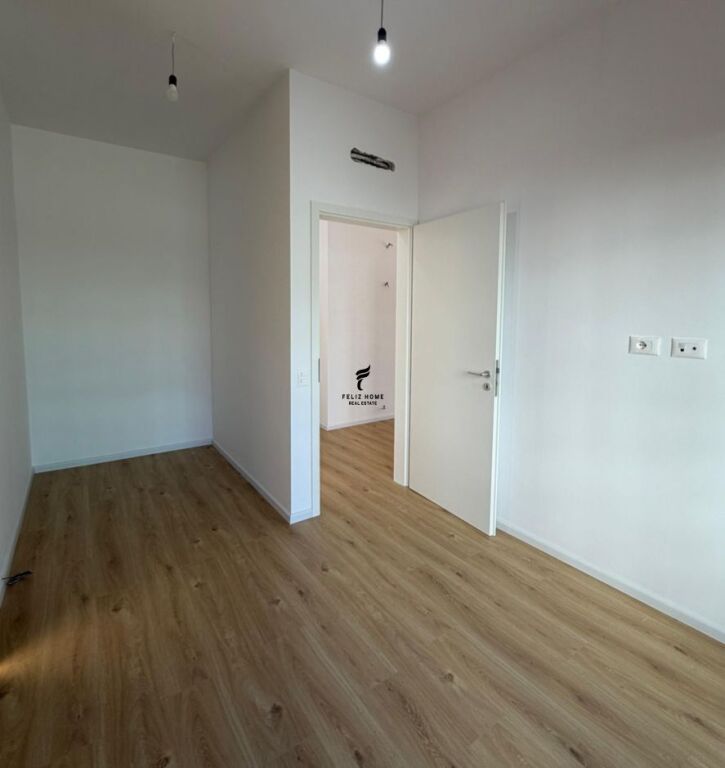 UFFICIO IN AFFITTO 60 M2 ALI DEMI 50.000 LEKE  FH-68737
