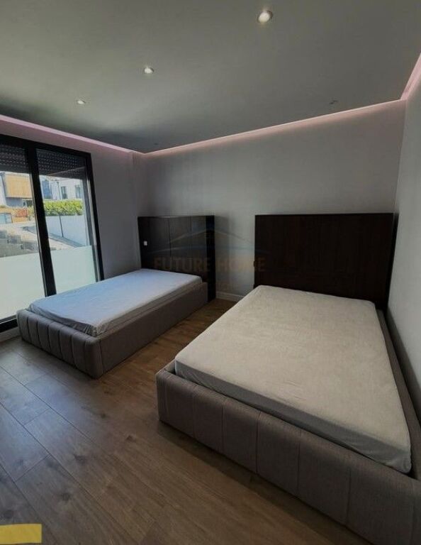 In vendita, Appartamento 3+1+2+2 Posti Auto, Sofia Hill Residence, TEG, Tirana.