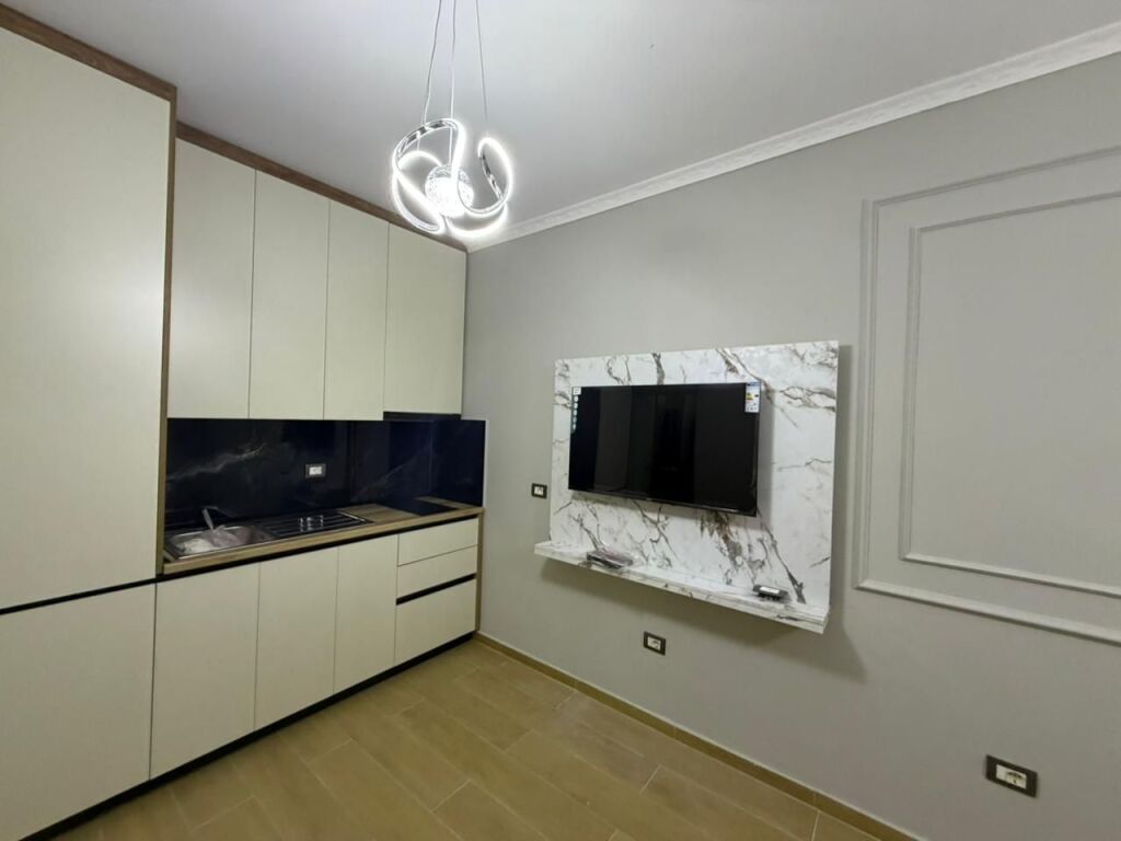 Studio apartment for sale at Shkembi Kavajes  