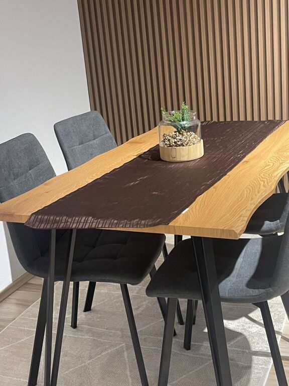 2+1,furnished at bill clinton,commune overpass,600 euro
