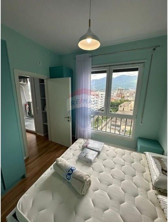 Apartament per qira 5 maji