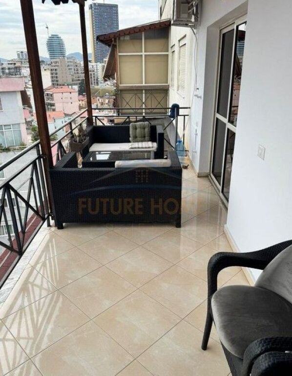 Rent, Apartment 2+1, Barricades Street