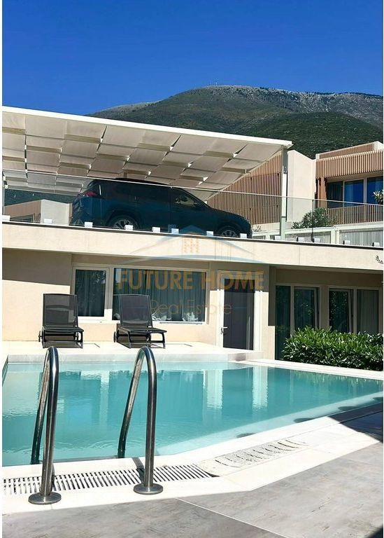 Villa Attaccata+Guest House in Vendita, Green Coast Residence