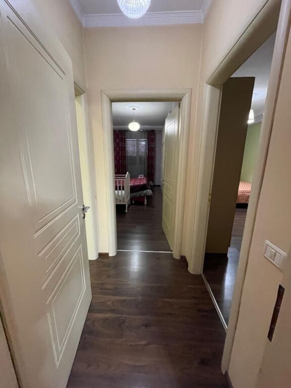 Qera apartament 2+1+2 , Unaza e re Vila l