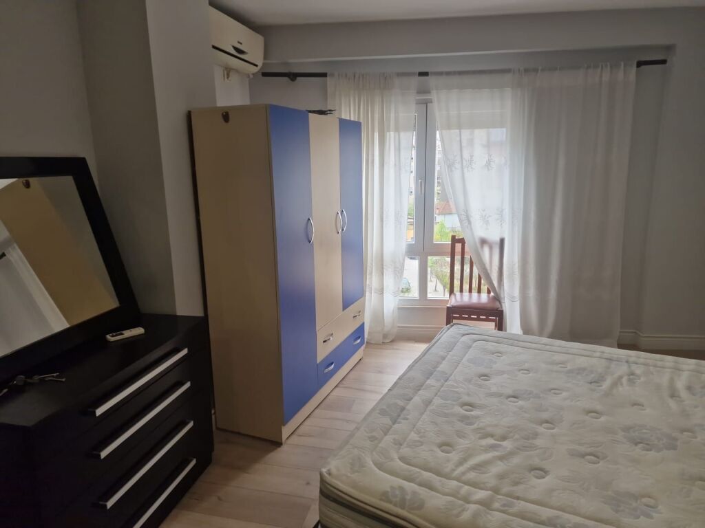 Apartment 2+1+2 for sale at Komuna e Parisit