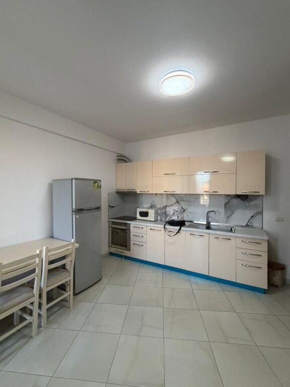 Apartament 2+1 ne Astir Kompleksi Fratar