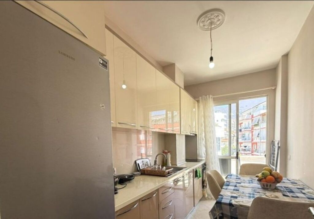 Apartament 1+1 me qira Fresk