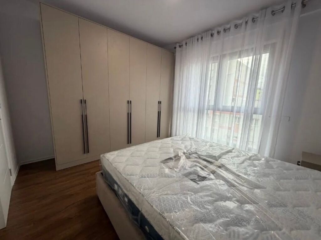 1+1,i mire mobiluar,kompleksi ndregjoni blv i ri,600 euro