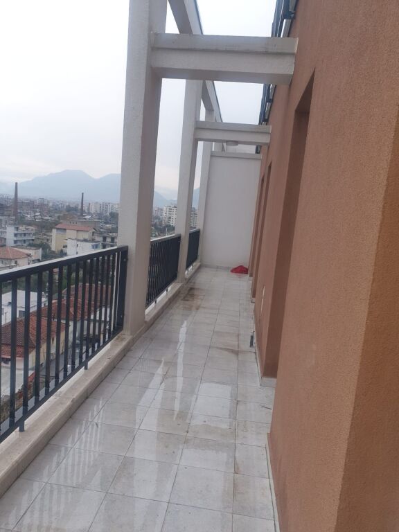 🏡 Appartamento 3+1 in affitto a Kombinat