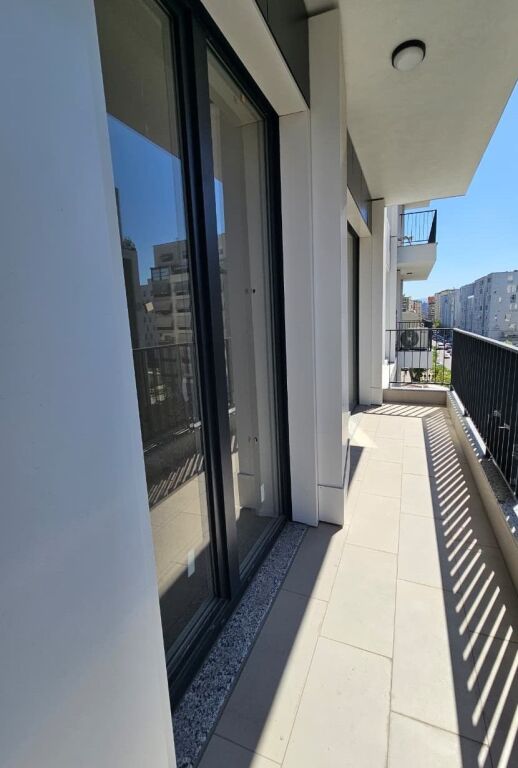 🏡Appartamento 3+1+2+Deposito in Vendita a Komuna e Parisit❗
